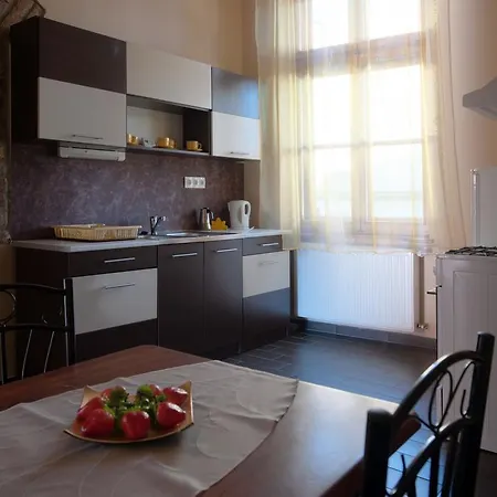 Csanabella House * Σέγκεντ