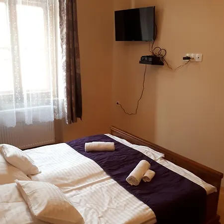 Πανσιόν Csanabella House Σέγκεντ