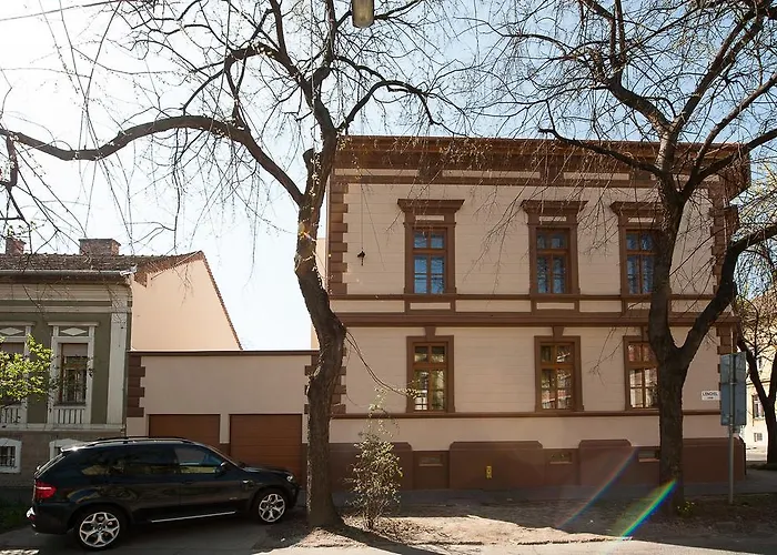 Pensionat Csanabella House